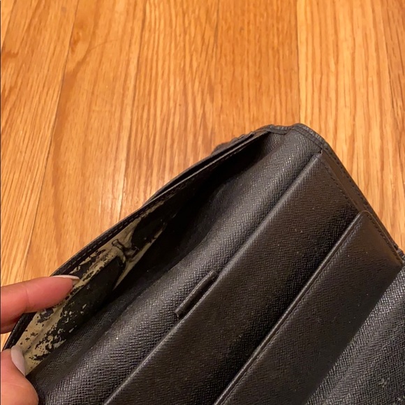 Authentic Louis Vuitton Epi Porte Tresor Wallet - Picture 8 of 8